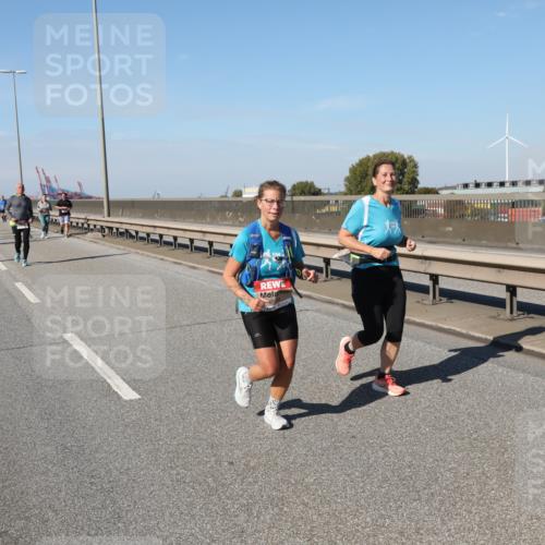 03.10.2025 - Köhlbrandbrückenlauf Yannick Fuchs http://msf.ph/oto/9187722 03.10.2025 12:07:00 Position 3  meine-sportfotos.de