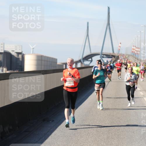 03.10.2025 - Köhlbrandbrückenlauf Yannick Fuchs http://msf.ph/oto/9187725 03.10.2025 11:46:23 Position 3 6632 meine-sportfotos.de