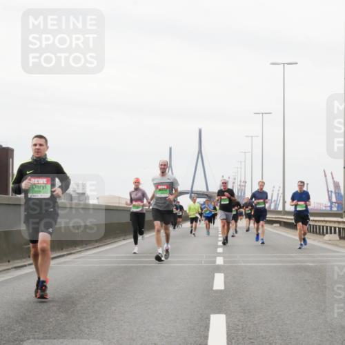 03.10.2025 - Köhlbrandbrückenlauf Matties Gatica Varas http://msf.ph/oto/9187750 03.10.2025 15:51:32 Position 3 7141 meine-sportfotos.de