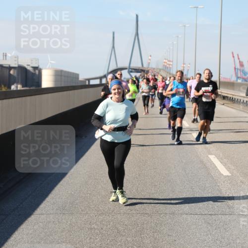 03.10.2025 - Köhlbrandbrückenlauf Yannick Fuchs http://msf.ph/oto/9187769 03.10.2025 12:07:04 Position 3 6375 meine-sportfotos.de