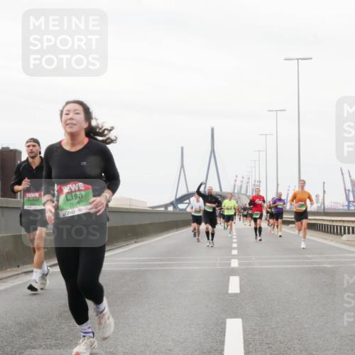 03.10.2025 - Köhlbrandbrückenlauf Matties Gatica Varas http://msf.ph/oto/9187825 03.10.2025 15:51:50 Position 3 7071 meine-sportfotos.de