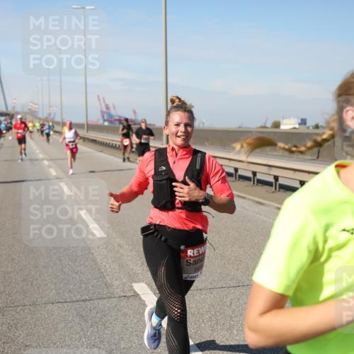 03.10.2025 - Köhlbrandbrückenlauf Yannick Fuchs http://msf.ph/oto/9187828 03.10.2025 11:46:34 Position 3 563 meine-sportfotos.de