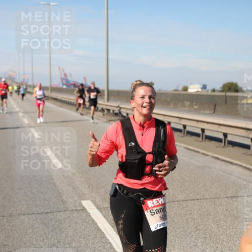 03.10.2025 - Köhlbrandbrückenlauf Yannick Fuchs http://msf.ph/oto/9187831 03.10.2025 11:46:34 Position 3 5639 meine-sportfotos.de