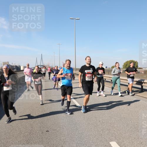 03.10.2025 - Köhlbrandbrückenlauf Yannick Fuchs http://msf.ph/oto/9187840 03.10.2025 12:07:09 Position 3  meine-sportfotos.de