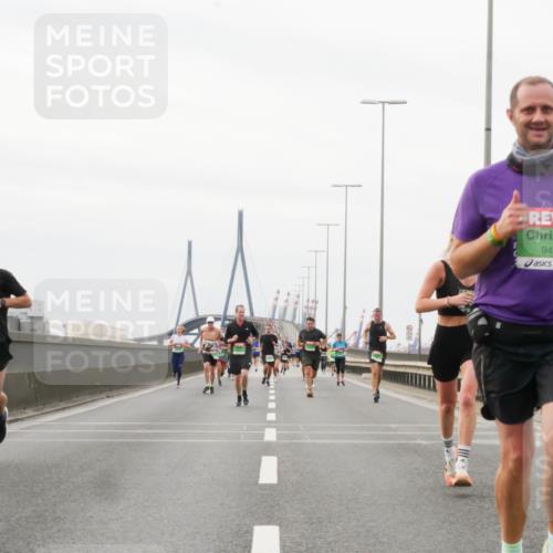 03.10.2025 - Köhlbrandbrückenlauf Matties Gatica Varas http://msf.ph/oto/9187877 03.10.2025 15:52:01 Position 3 9410, 2 meine-sportfotos.de