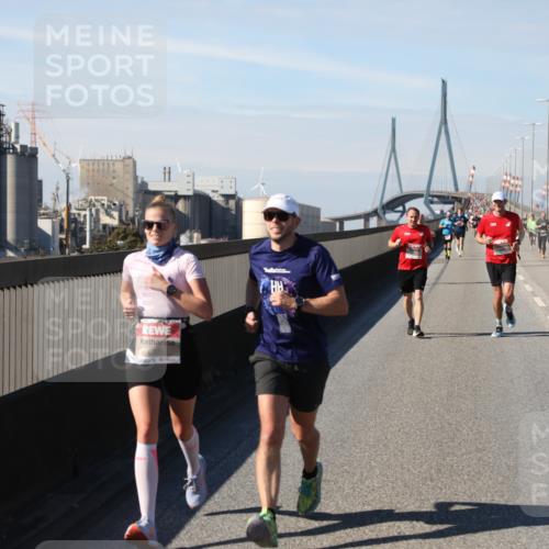 03.10.2025 - Köhlbrandbrückenlauf Yannick Fuchs http://msf.ph/oto/9187878 03.10.2025 11:46:37 Position 3 6320 meine-sportfotos.de