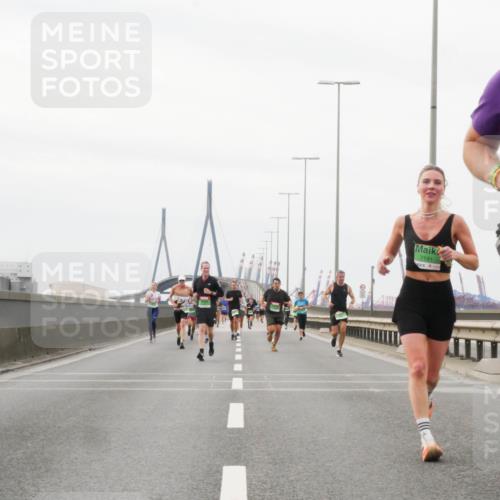 03.10.2025 - Köhlbrandbrückenlauf Matties Gatica Varas http://msf.ph/oto/9187879 03.10.2025 15:52:02 Position 3 7191, 94 meine-sportfotos.de