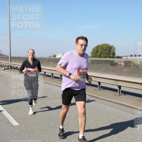 03.10.2025 - Köhlbrandbrückenlauf Yannick Fuchs http://msf.ph/oto/9187896 03.10.2025 12:07:12 Position 3 5174 meine-sportfotos.de