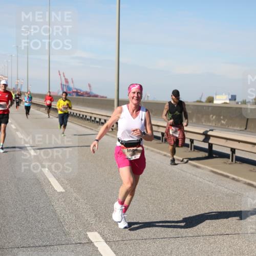 03.10.2025 - Köhlbrandbrückenlauf Yannick Fuchs http://msf.ph/oto/9187897 03.10.2025 11:46:38 Position 3 4225 meine-sportfotos.de
