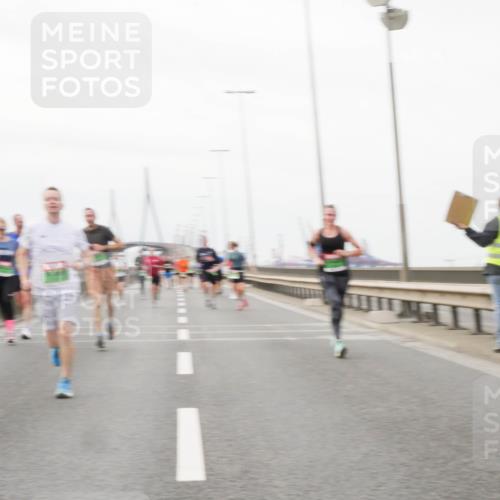 03.10.2025 - Köhlbrandbrückenlauf Matties Gatica Varas http://msf.ph/oto/9187980 03.10.2025 15:52:24 Position 3  meine-sportfotos.de