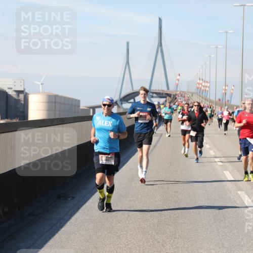 03.10.2025 - Köhlbrandbrückenlauf Yannick Fuchs http://msf.ph/oto/9188061 03.10.2025 11:46:50 Position 3  meine-sportfotos.de