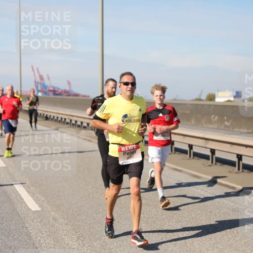 03.10.2025 - Köhlbrandbrückenlauf Yannick Fuchs http://msf.ph/oto/9188081 03.10.2025 11:46:51 Position 3 4085 meine-sportfotos.de