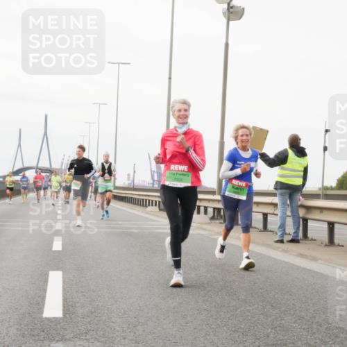 03.10.2025 - Köhlbrandbrückenlauf Matties Gatica Varas http://msf.ph/oto/9188094 03.10.2025 15:52:53 Position 3 7205 meine-sportfotos.de