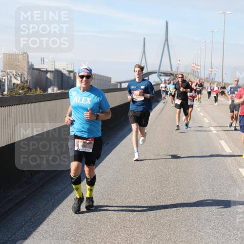03.10.2025 - Köhlbrandbrückenlauf Yannick Fuchs http://msf.ph/oto/9188096 03.10.2025 11:46:52 Position 3 6092 meine-sportfotos.de