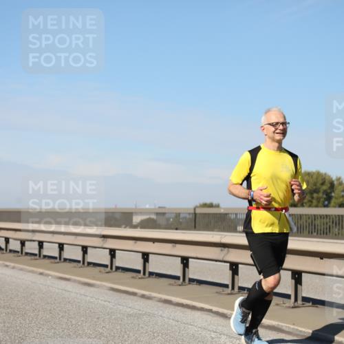 03.10.2025 - Köhlbrandbrückenlauf Yannick Fuchs http://msf.ph/oto/9188169 03.10.2025 11:47:00 Position 3  meine-sportfotos.de