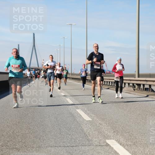 03.10.2025 - Köhlbrandbrückenlauf Yannick Fuchs http://msf.ph/oto/9188175 03.10.2025 11:47:01 Position 3  meine-sportfotos.de