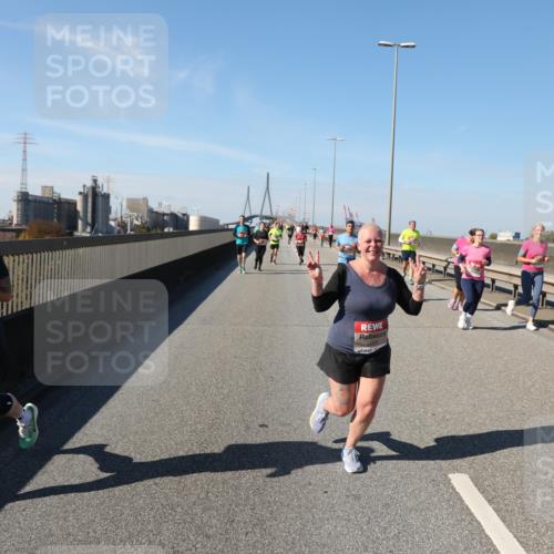 03.10.2025 - Köhlbrandbrückenlauf Yannick Fuchs http://msf.ph/oto/9188176 03.10.2025 12:07:29 Position 3 5110 meine-sportfotos.de