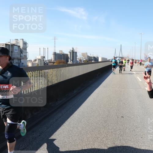 03.10.2025 - Köhlbrandbrückenlauf Yannick Fuchs http://msf.ph/oto/9188180 03.10.2025 12:07:29 Position 3 5110, 5005 meine-sportfotos.de