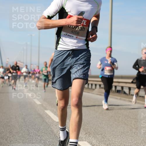 03.10.2025 - Köhlbrandbrückenlauf Yannick Fuchs http://msf.ph/oto/9188217 03.10.2025 11:47:06 Position 3 4208 meine-sportfotos.de
