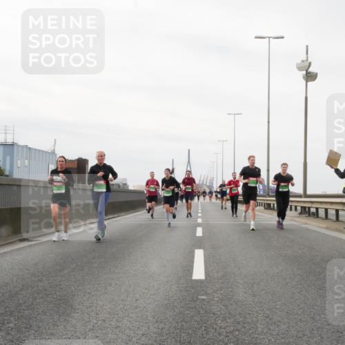03.10.2025 - Köhlbrandbrückenlauf Matties Gatica Varas http://msf.ph/oto/9188266 03.10.2025 15:53:32 Position 3 3 meine-sportfotos.de