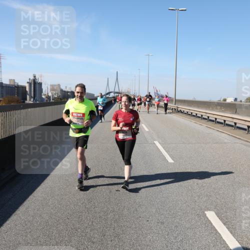 03.10.2025 - Köhlbrandbrückenlauf Yannick Fuchs http://msf.ph/oto/9188276 03.10.2025 12:07:37 Position 3 5120 meine-sportfotos.de