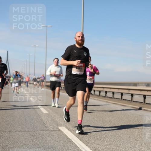 03.10.2025 - Köhlbrandbrückenlauf Yannick Fuchs http://msf.ph/oto/9188288 03.10.2025 11:47:13 Position 3 4117 meine-sportfotos.de
