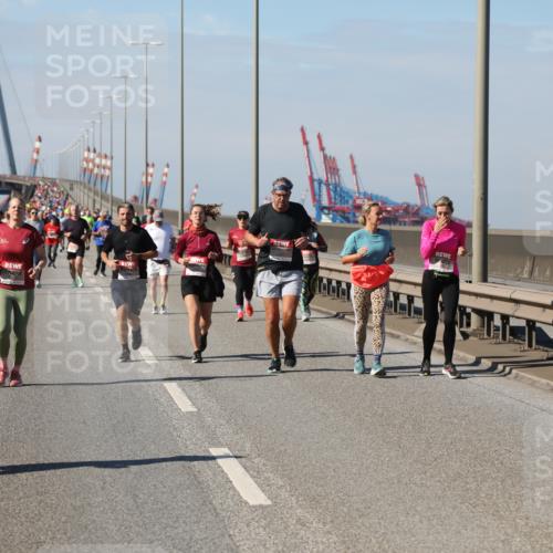 03.10.2025 - Köhlbrandbrückenlauf Yannick Fuchs http://msf.ph/oto/9188293 03.10.2025 12:07:38 Position 3  meine-sportfotos.de