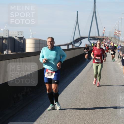 03.10.2025 - Köhlbrandbrückenlauf Yannick Fuchs http://msf.ph/oto/9188310 03.10.2025 12:07:38 Position 3 5222 meine-sportfotos.de