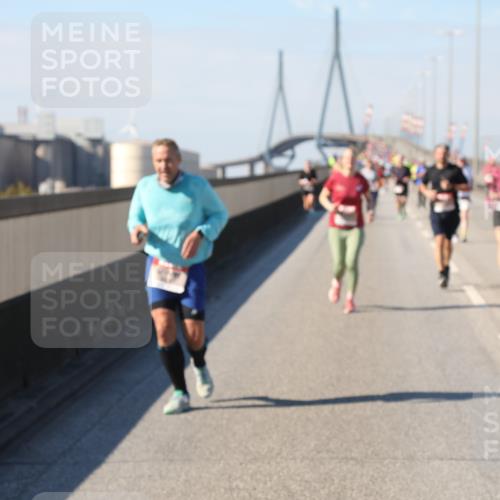 03.10.2025 - Köhlbrandbrückenlauf Yannick Fuchs http://msf.ph/oto/9188317 03.10.2025 12:07:39 Position 3  meine-sportfotos.de