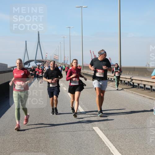 03.10.2025 - Köhlbrandbrückenlauf Yannick Fuchs http://msf.ph/oto/9188353 03.10.2025 12:07:42 Position 3 5030, 5151 meine-sportfotos.de