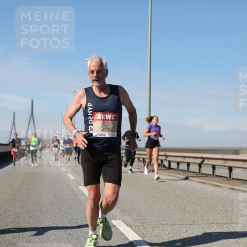 03.10.2025 - Köhlbrandbrückenlauf Yannick Fuchs http://msf.ph/oto/9188358 03.10.2025 11:47:19 Position 3  meine-sportfotos.de