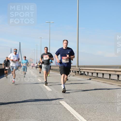 03.10.2025 - Köhlbrandbrückenlauf Yannick Fuchs http://msf.ph/oto/9188389 03.10.2025 11:47:26 Position 3  meine-sportfotos.de