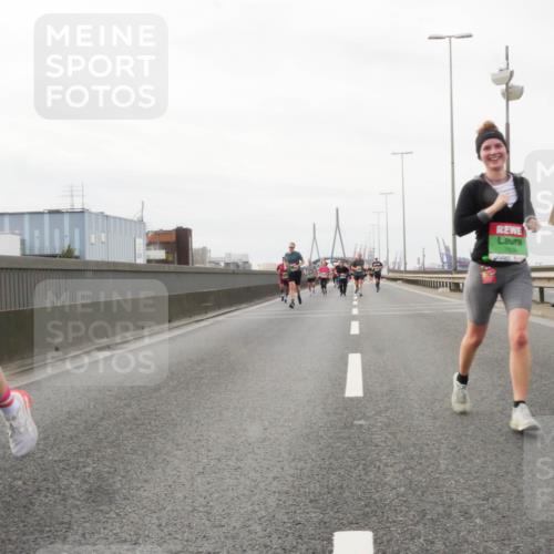 03.10.2025 - Köhlbrandbrückenlauf Matties Gatica Varas http://msf.ph/oto/9188447 03.10.2025 15:54:19 Position 3 753, 7834 meine-sportfotos.de