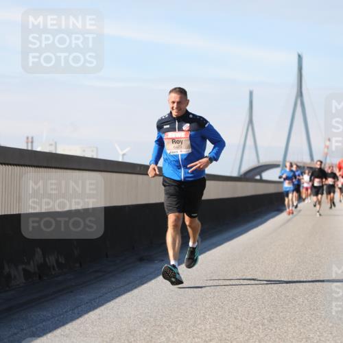 03.10.2025 - Köhlbrandbrückenlauf Yannick Fuchs http://msf.ph/oto/9188460 03.10.2025 11:47:37 Position 3 6470 meine-sportfotos.de
