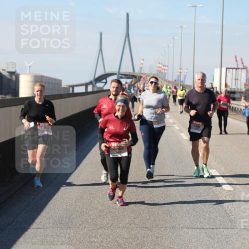 03.10.2025 - Köhlbrandbrückenlauf Yannick Fuchs http://msf.ph/oto/9188515 03.10.2025 12:07:53 Position 3  meine-sportfotos.de