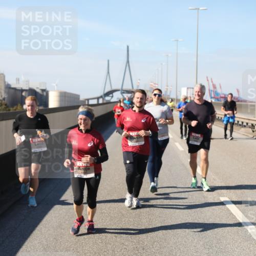 03.10.2025 - Köhlbrandbrückenlauf Yannick Fuchs http://msf.ph/oto/9188546 03.10.2025 12:07:54 Position 3  meine-sportfotos.de