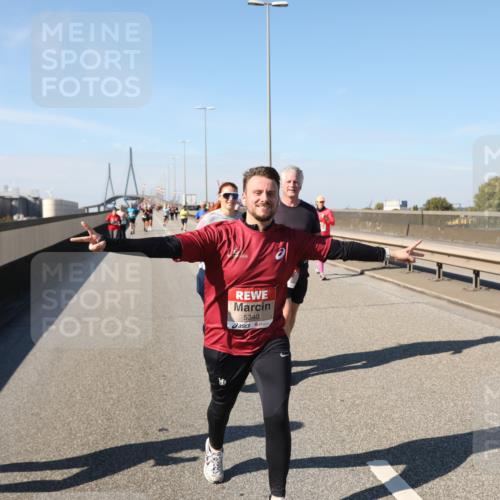 03.10.2025 - Köhlbrandbrückenlauf Yannick Fuchs http://msf.ph/oto/9188576 03.10.2025 12:07:56 Position 3 5482, 5340 meine-sportfotos.de