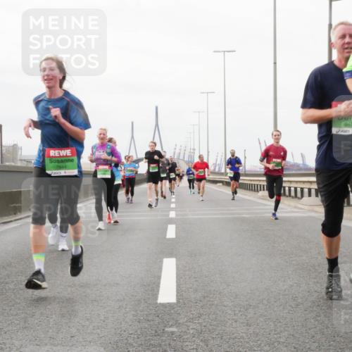 03.10.2025 - Köhlbrandbrückenlauf Matties Gatica Varas http://msf.ph/oto/9188583 03.10.2025 15:54:49 Position 3 7844, 9474 meine-sportfotos.de