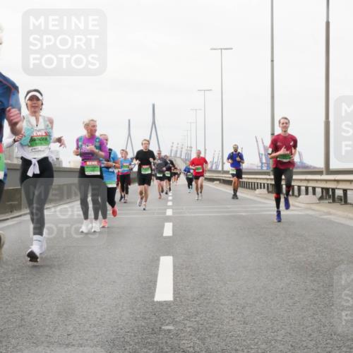 03.10.2025 - Köhlbrandbrückenlauf Matties Gatica Varas http://msf.ph/oto/9188586 03.10.2025 15:54:50 Position 3 7844, 9201 meine-sportfotos.de