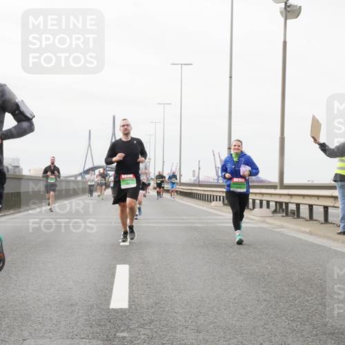03.10.2025 - Köhlbrandbrückenlauf Matties Gatica Varas http://msf.ph/oto/9188622 03.10.2025 15:54:58 Position 3 9420 meine-sportfotos.de