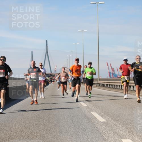 03.10.2025 - Köhlbrandbrückenlauf Yannick Fuchs http://msf.ph/oto/9188648 03.10.2025 11:47:55 Position 3  meine-sportfotos.de