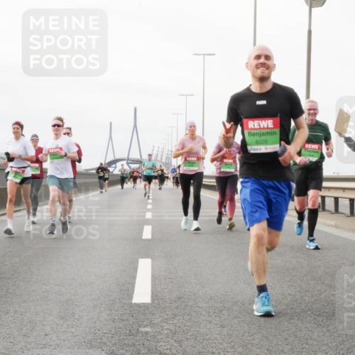03.10.2025 - Köhlbrandbrückenlauf Matties Gatica Varas http://msf.ph/oto/9188683 03.10.2025 15:55:12 Position 3 7566, 8220 meine-sportfotos.de