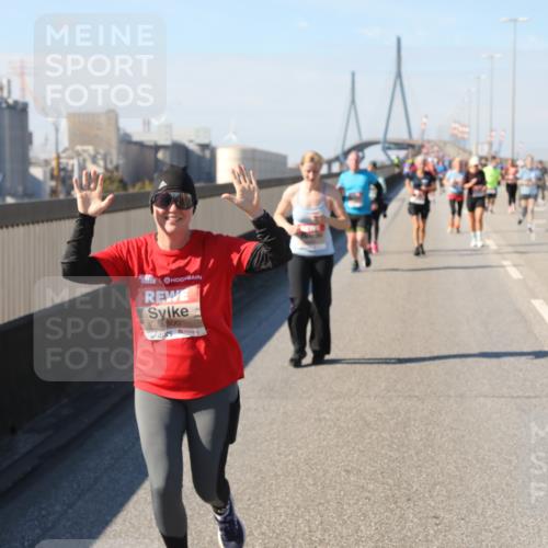 03.10.2025 - Köhlbrandbrückenlauf Yannick Fuchs http://msf.ph/oto/9188688 03.10.2025 12:08:03 Position 3 4800 meine-sportfotos.de