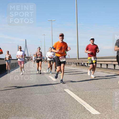 03.10.2025 - Köhlbrandbrückenlauf Yannick Fuchs http://msf.ph/oto/9188694 03.10.2025 11:47:58 Position 3  meine-sportfotos.de