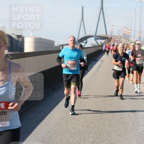 03.10.2025 - Köhlbrandbrückenlauf Yannick Fuchs http://msf.ph/oto/9188728 03.10.2025 12:08:06 Position 3 5391, 5133 meine-sportfotos.de