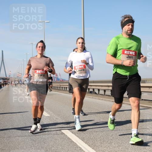 03.10.2025 - Köhlbrandbrückenlauf Yannick Fuchs http://msf.ph/oto/9188731 03.10.2025 11:48:00 Position 3 6631, 4246, 4247 meine-sportfotos.de