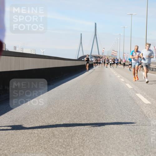 03.10.2025 - Köhlbrandbrückenlauf Yannick Fuchs http://msf.ph/oto/9188753 03.10.2025 11:48:02 Position 3  meine-sportfotos.de