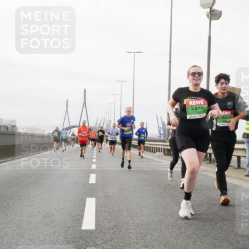03.10.2025 - Köhlbrandbrückenlauf Matties Gatica Varas http://msf.ph/oto/9188767 03.10.2025 15:55:31 Position 3 7358 meine-sportfotos.de