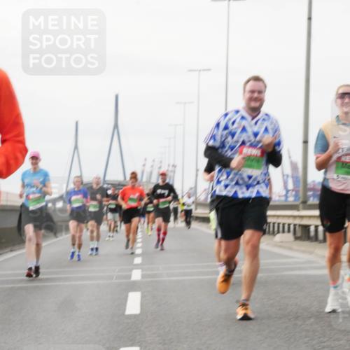 03.10.2025 - Köhlbrandbrückenlauf Matties Gatica Varas http://msf.ph/oto/9188795 03.10.2025 15:55:39 Position 3 1981 meine-sportfotos.de