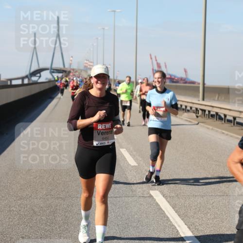 03.10.2025 - Köhlbrandbrückenlauf Yannick Fuchs http://msf.ph/oto/9188807 03.10.2025 12:08:12 Position 3 6452 meine-sportfotos.de